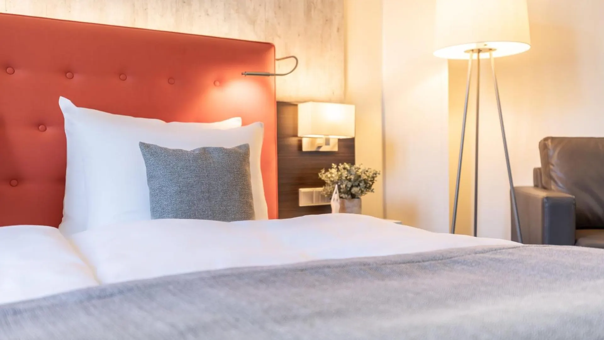 Garner Hotel Berlin - Mitte By Ihg 4*,