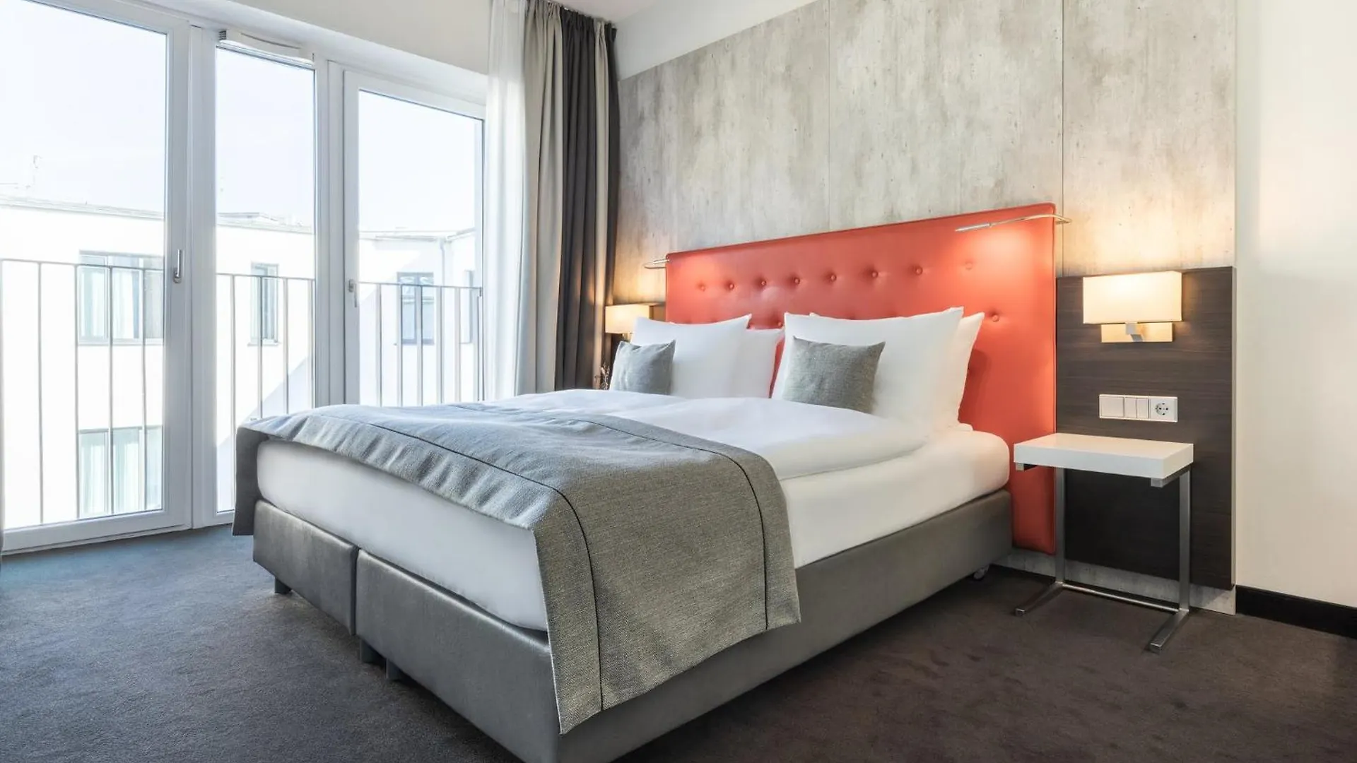 Garner Hotel Berlin - Mitte By Ihg