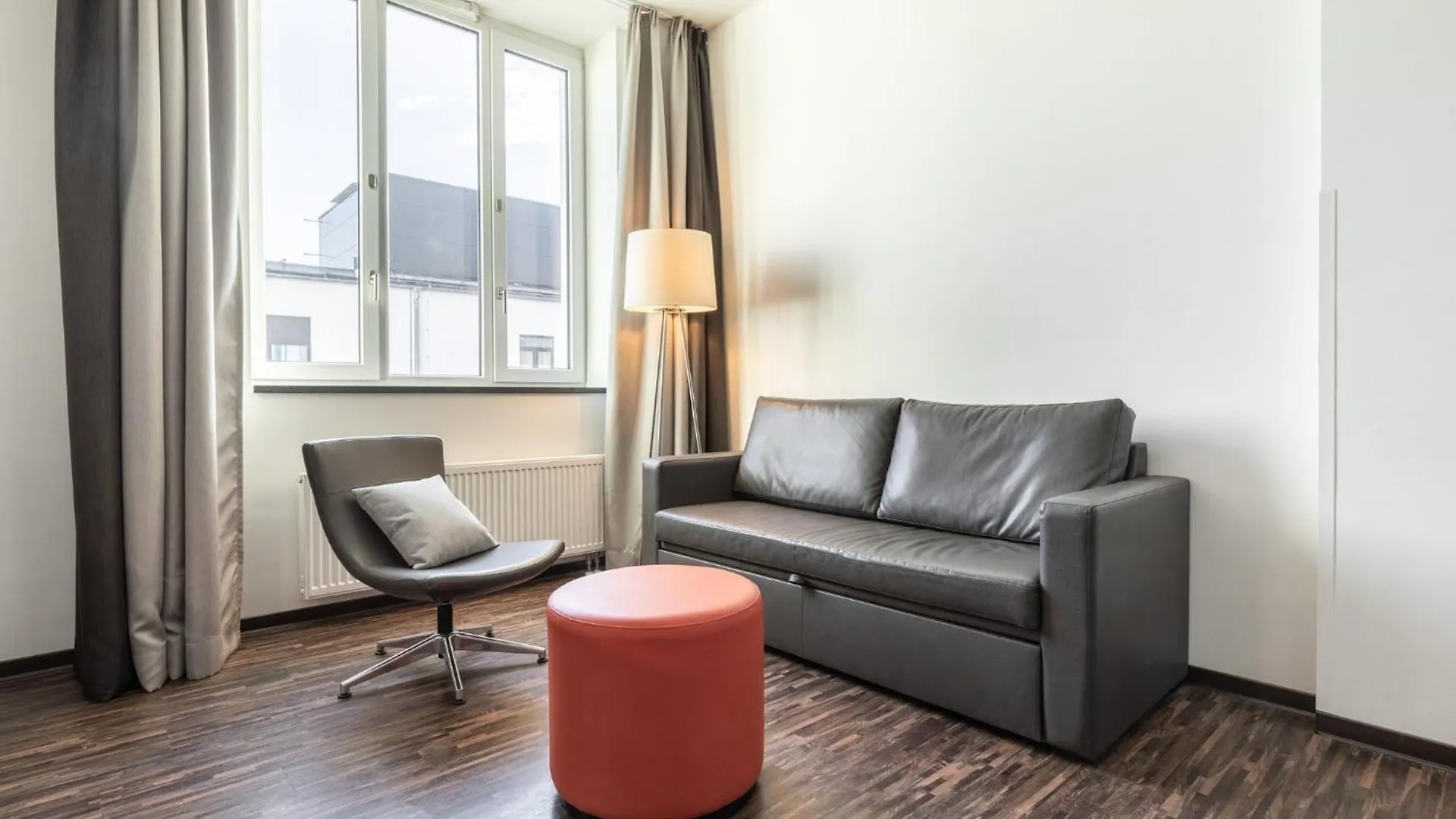 Garner Hotel Berlin - Mitte By Ihg