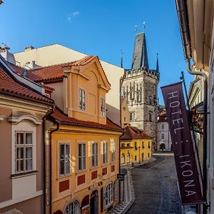 Ikona 3* Praga